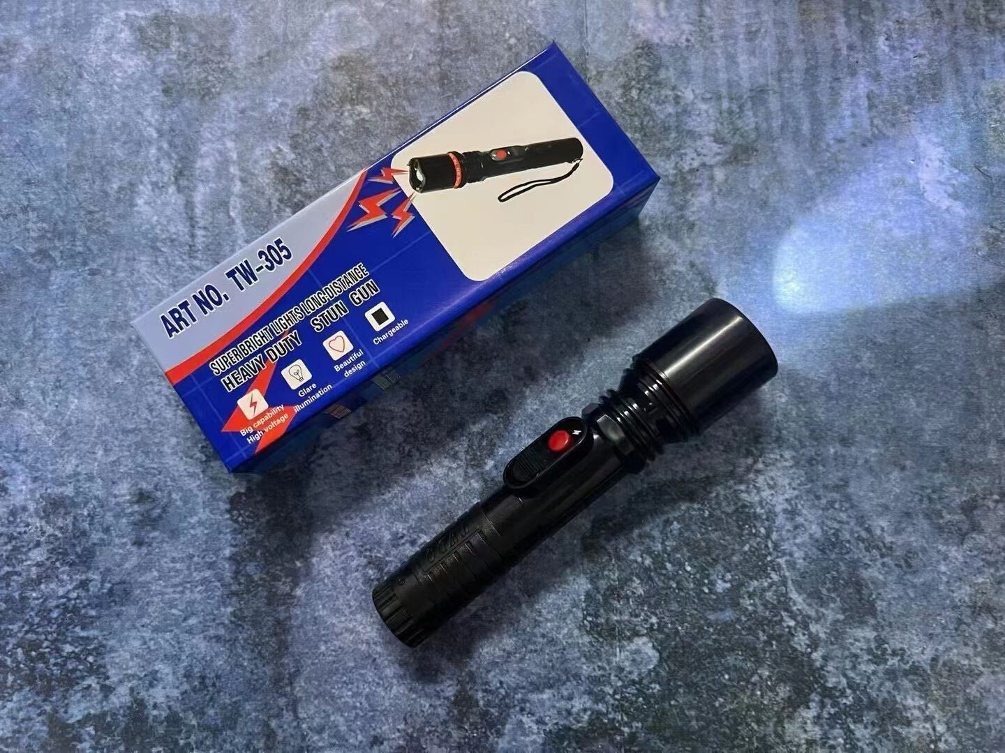 TW-305型防身電擊棒 TW-305型防身電擊棒